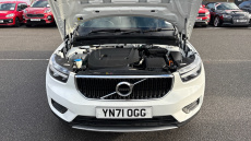 Volvo Xc40 2.0 B4P Momentum 5dr Auto [7 speed] Petrol Estate